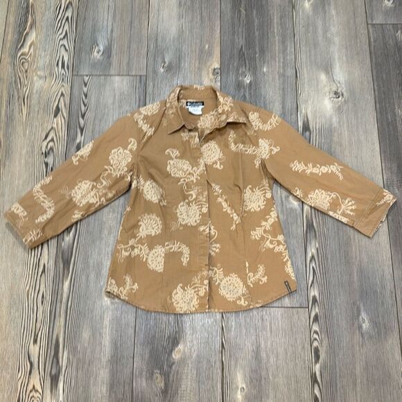 Columbia Women’s Button Down Shirt - Picture 1 of 8